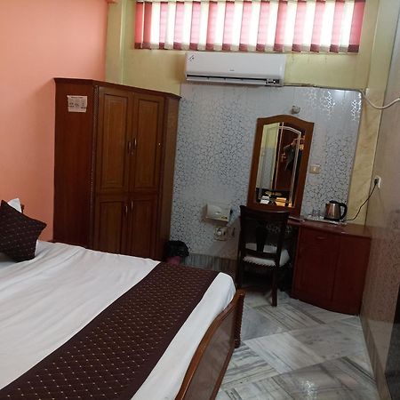 Hotel Riz Varanasi Exterior foto