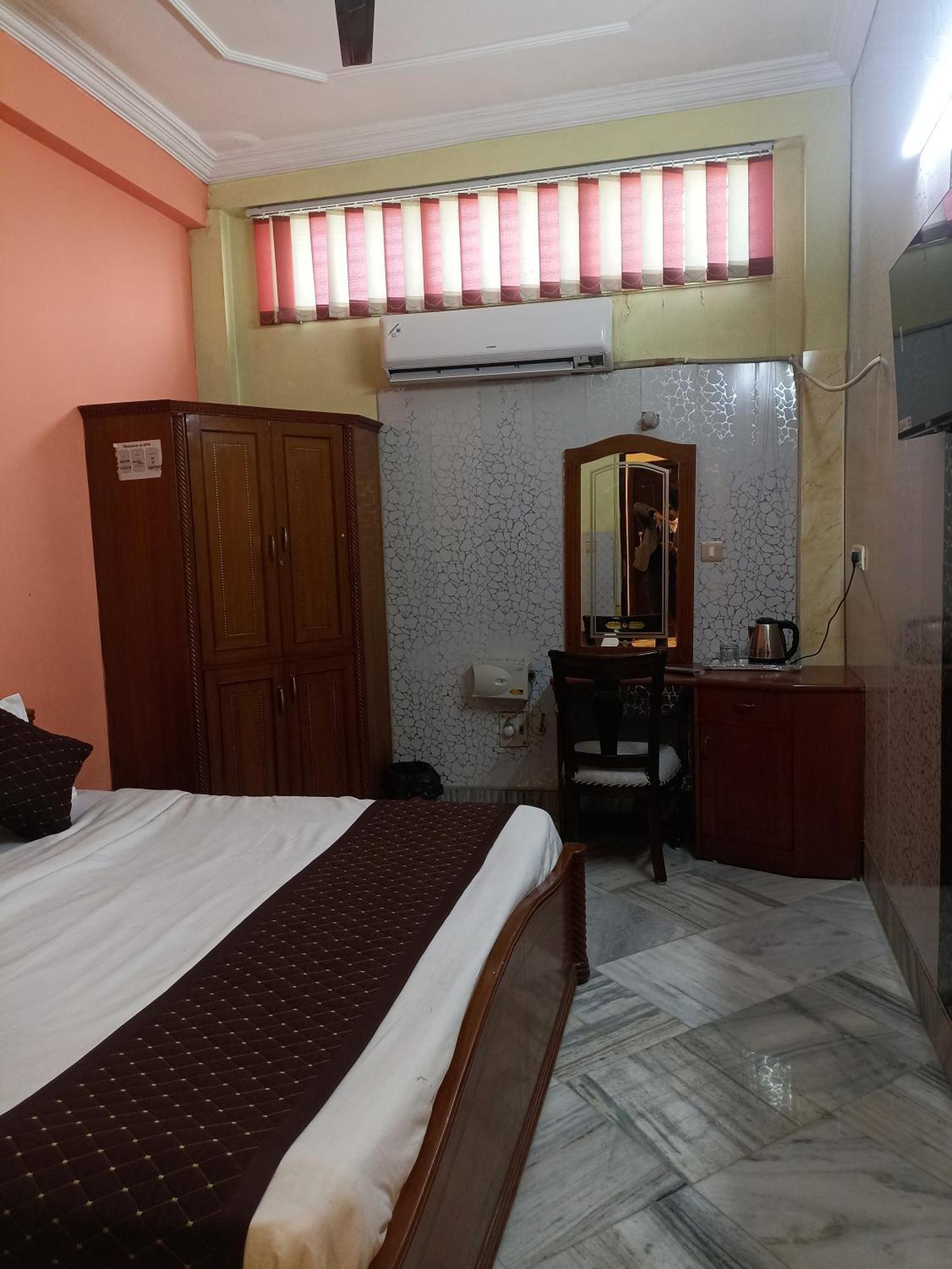 Hotel Riz Varanasi Exterior foto