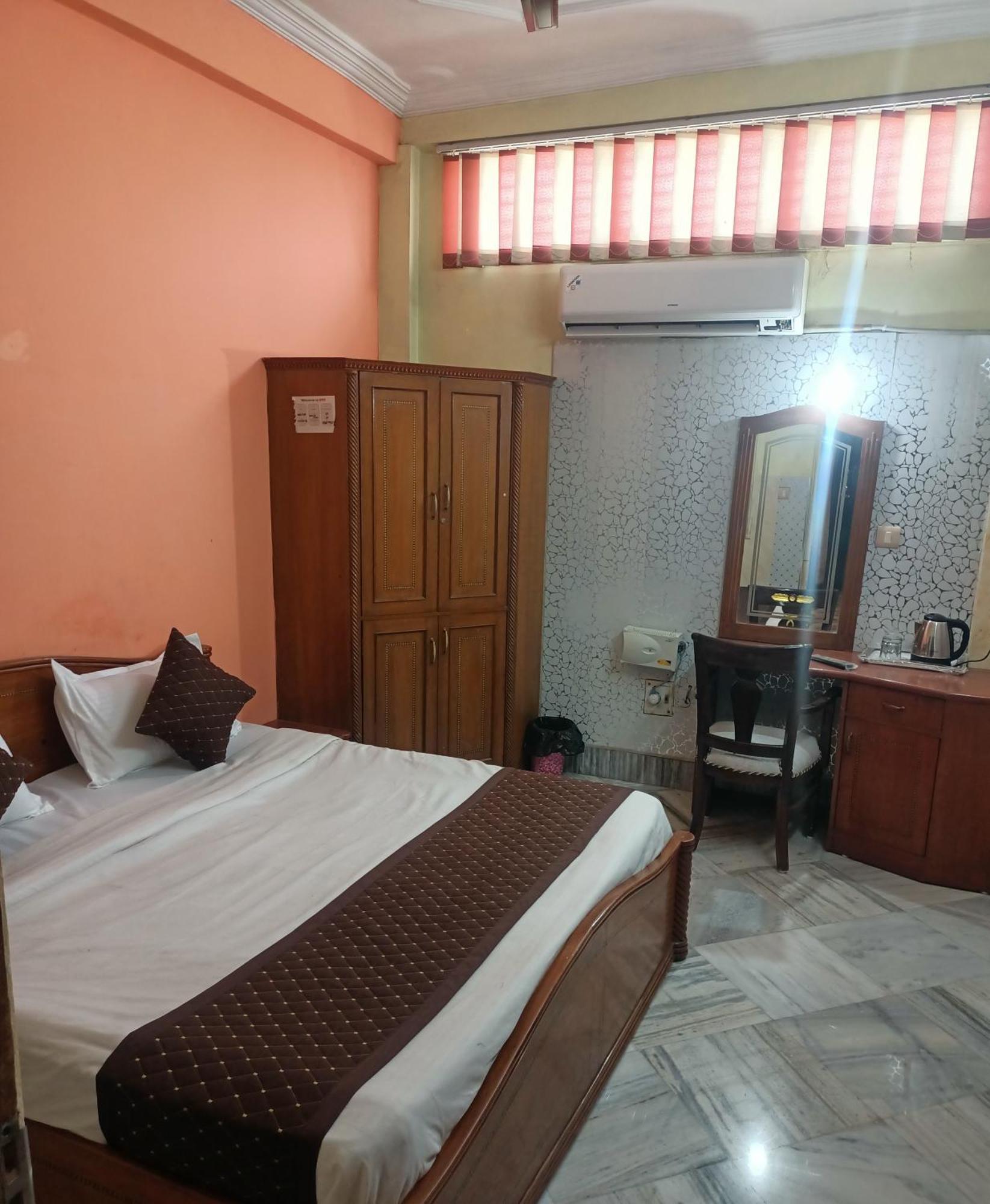 Hotel Riz Varanasi Exterior foto